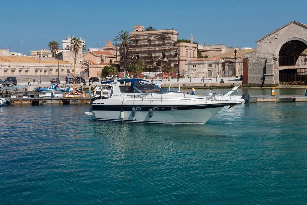 Natante Fjord Solcio 39 Otel Favignana 0*,