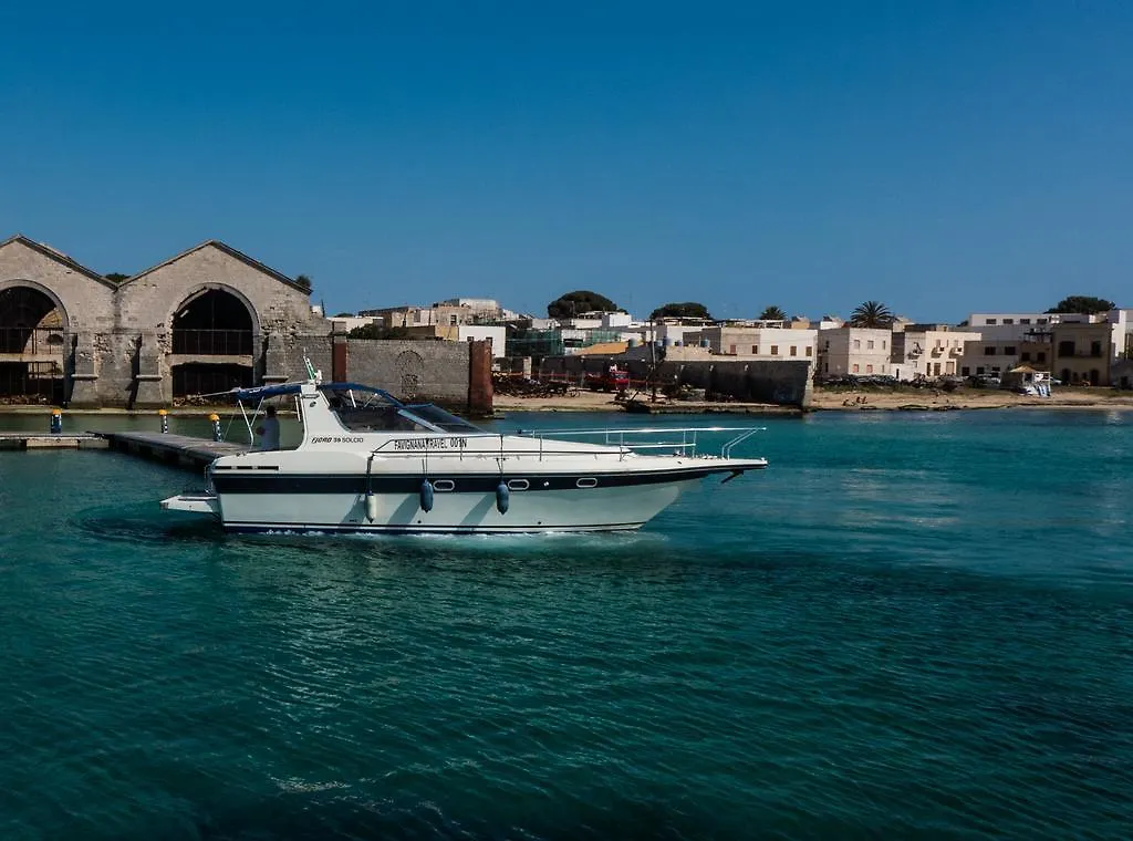 Tekne Natante Fjord Solcio 39 Otel Favignana